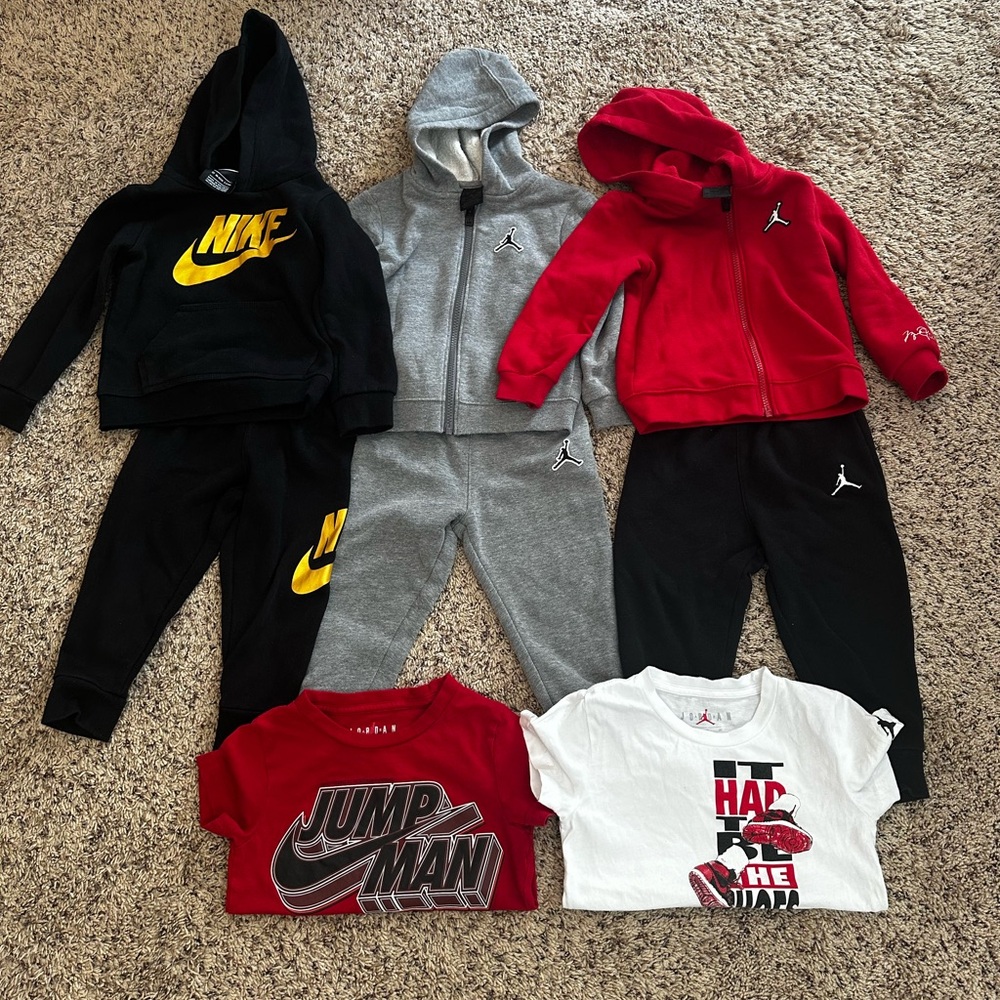 Nike+Jordan toddler boy sweatsuits- see description for sizes